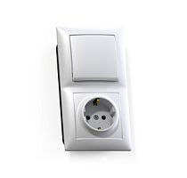 Блок Кунцево-Электро Селена 1-м розетка с зазем.+1-кл. выкл. (БКВР-411) белый картинка